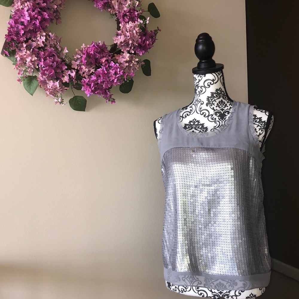 💥LOFT Sequined Top